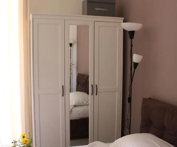 L' Del Mare Apartman *