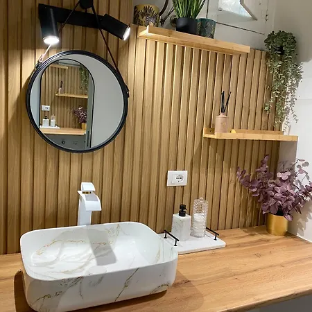 L' Del Mare アパート